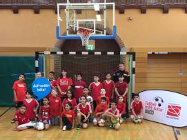 Fußball trifft Kultur trifft "Aufrunden, bitte!"