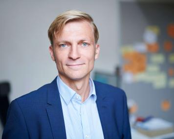 Tino Jahns, Unternehmenspartnerschaften